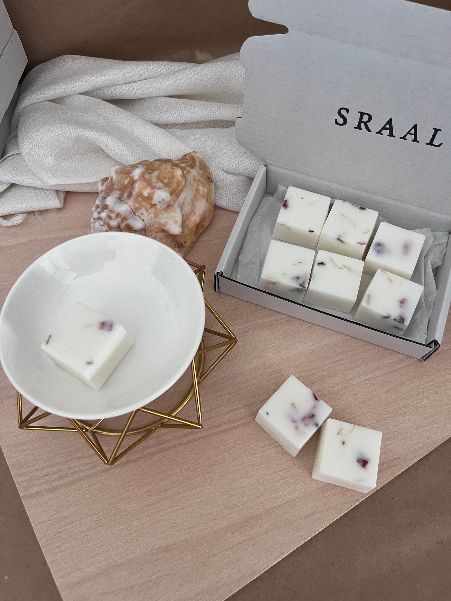 Wax Melts Manga
