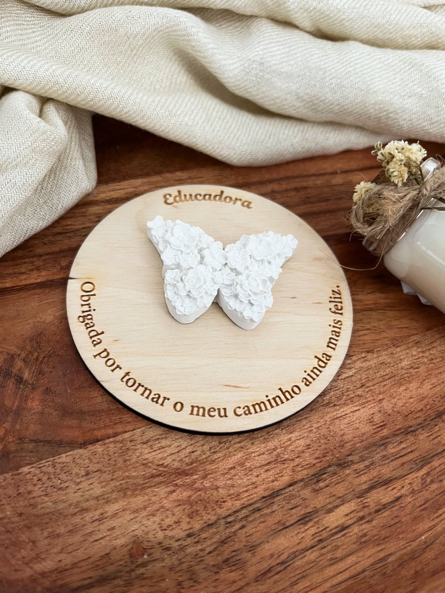 Lembrança Educadora | Íman em Madeira com Gesso Perfumado - SRAAL